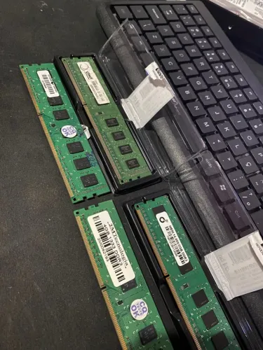 ? Lote Memórias RAM DDR3 - R$ 80