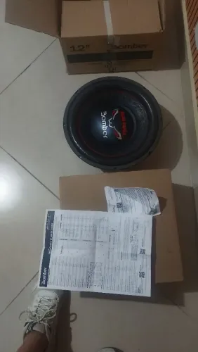 Vende-se alto-falante subwoofer