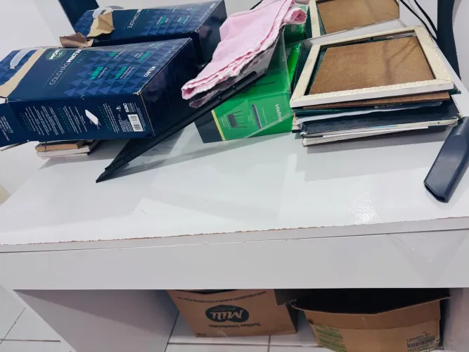 Cômoda e Penteadeira Branca com Espelho (6 Gavetas)