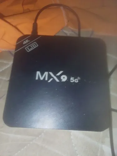 Vendo uma TV de 32 polegadas com defeito e um 4k LjB Mx9 5 G