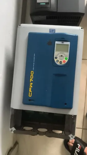 Inversor weg Cfw700