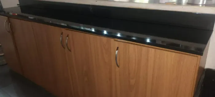 VENDO TAMPO DE GRANITO PRETO SÃO GABRIEL COM PIA INOX - USADO