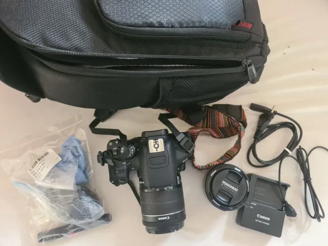 Canon T5i - Semi nova