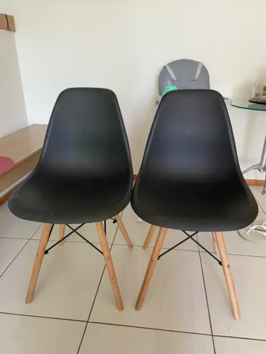 Cadeira Eames Eiffel
