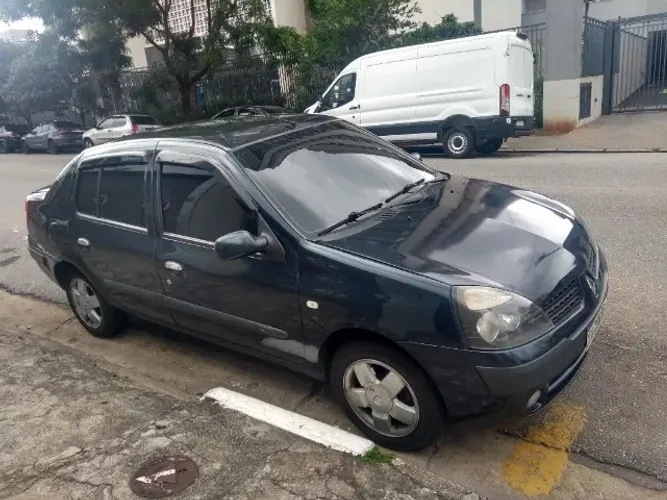 Renault Clio SED RT/ Privilège/ Botic 1.6 16V 4P 2003