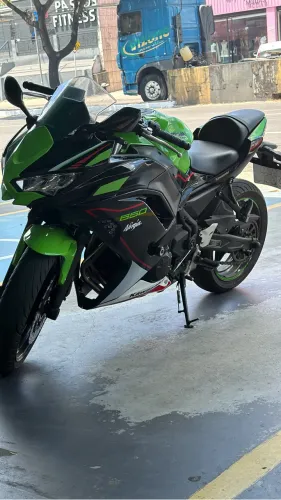Kawasaki Ninja 650cc ABS 2022..
