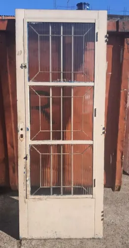 PORTA DE FERRO - POR FAVOR, SÓ CHAME SE REALMENTE LEU A DESCRIÇÃO DO ANÚNCIO!