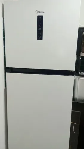 Vendo geladeira da marca Midea em excelente estado