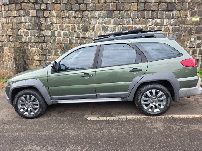 Fiat Palio Weekend Adventure Locker 1.8 Flex 2015