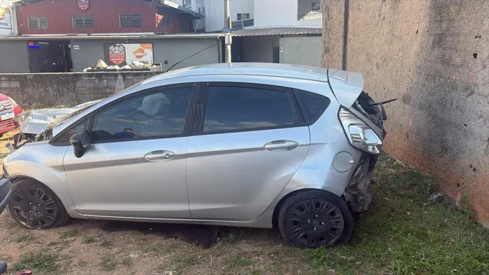 Ford Fiesta 1.5 16V Flex Mec. 5P 2015