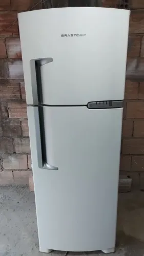 Geladeira Brastemp Frost Free funcionando perfeitamente