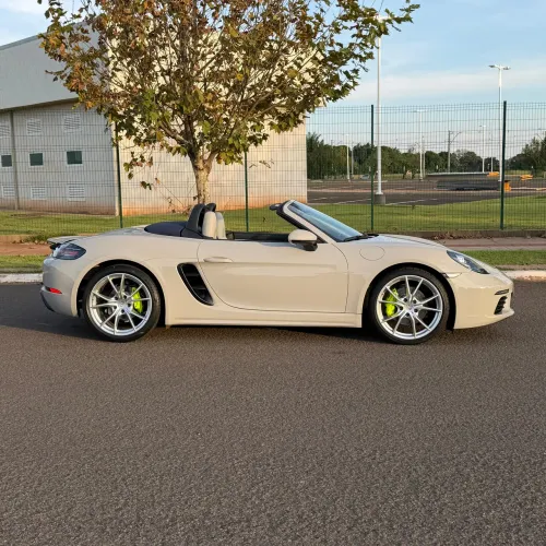 Porsche 718 Boxster 2.0 300cv 2024