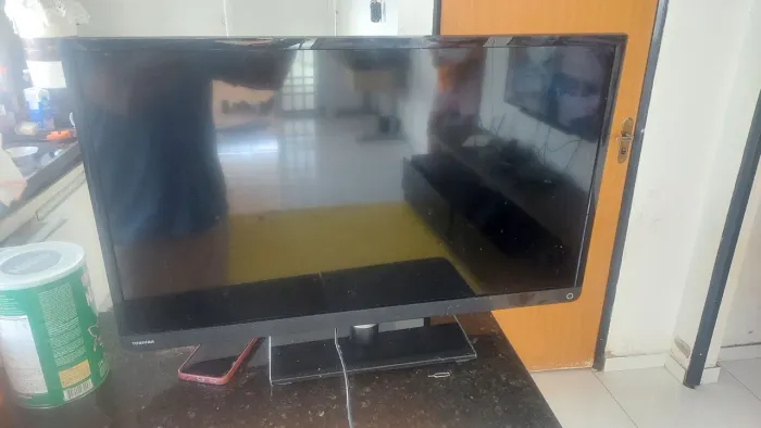 TV DE 32 POLEGADAS LED SEMP TOSHIBA