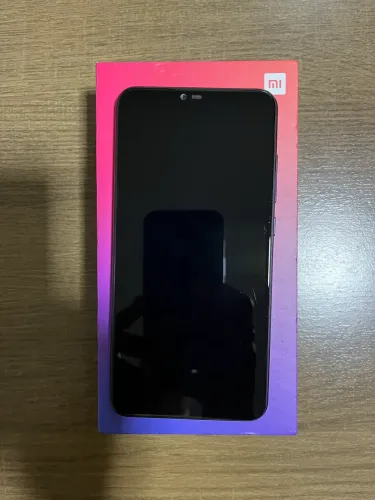 Vende smartphone (celular) Xiaomi Mi 8 Lite