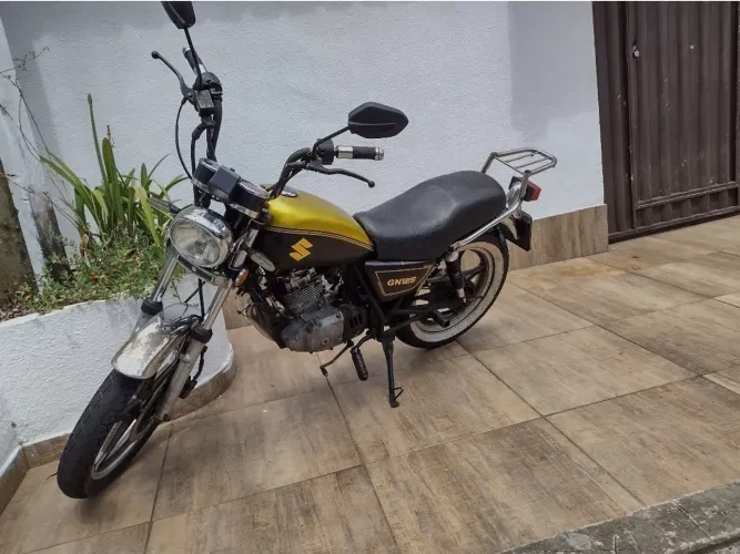 INTRUDER Estilo Harley Davidson