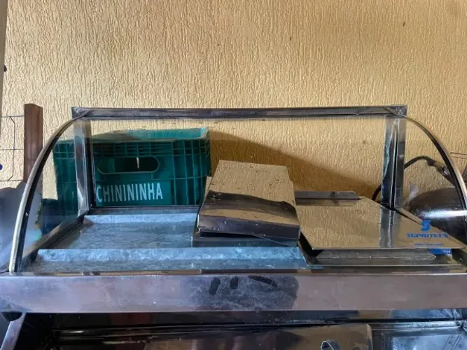 Estufa de Balcão Supritecs 3 Bandejas Vidro Curvo Inox