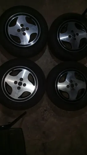 Roda aro 14 com pneu