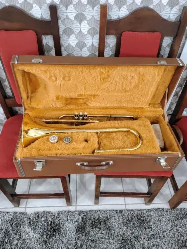 Trombone Curto Weril F610 em excelente estado. 