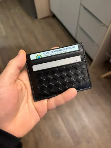 PORTA CARTÃO COURO BEZERRO BOTTEGA