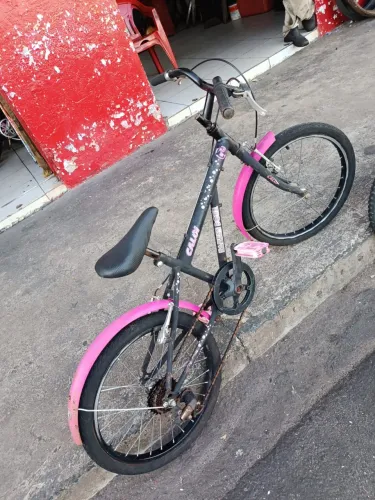 Bicicleta aro 20 Caloi - semi novo!