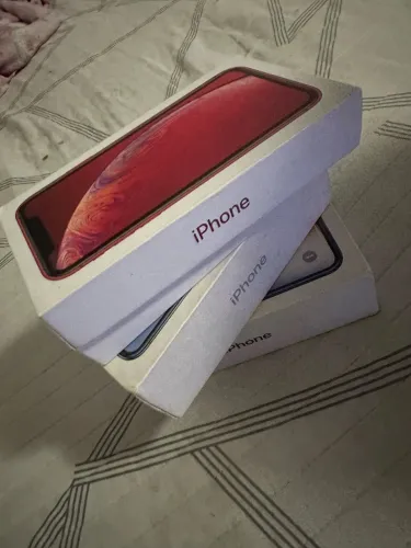 Caixas de iPhones 