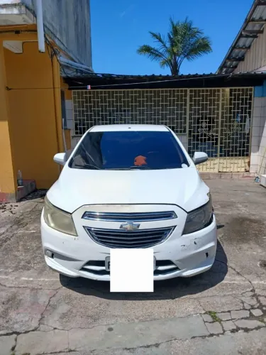 Chevrolet Onix Hatch LT 1.0 8V Flex Power Mec. 4P 2016