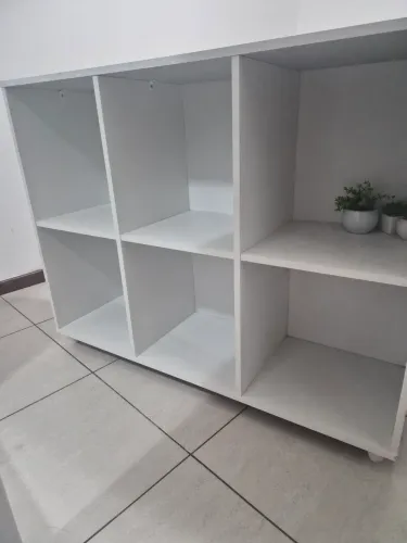 Aparador nichos branco