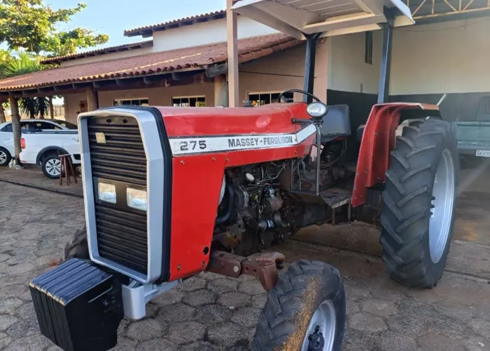 Trator Massey Ferguson 275, ano 1993