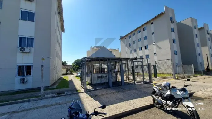 apartamento 2 dormitórios no Bairro Olaria com vaga de garagem...