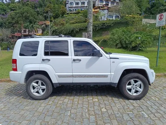Jeep Cherokee Limited 3.7 4X4 V6 12V Aut. 2012