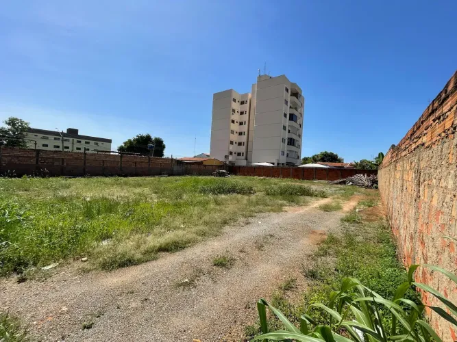 Lotes/Área a venda com 1.000m² Jardim Nova Era - Aparecida de Goiânia - GO