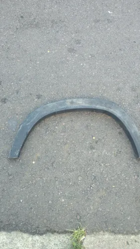 Moldura paralama Tiggo 2 dianteira esquerda