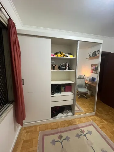 Guarda Roupas 3 portas com espelho