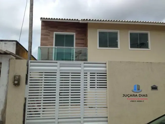 Sobrado para aluguel possui 90 metros quadrados com 2 quartos