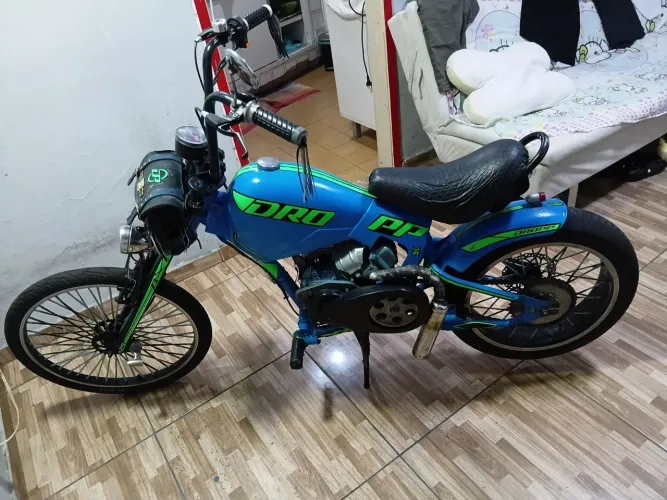 Vendo Bik moto copper 100cc