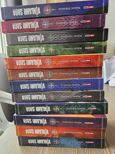 Mangás Vinland Saga Deluxe