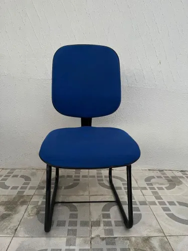 Cadeira fixa azul, para escritório