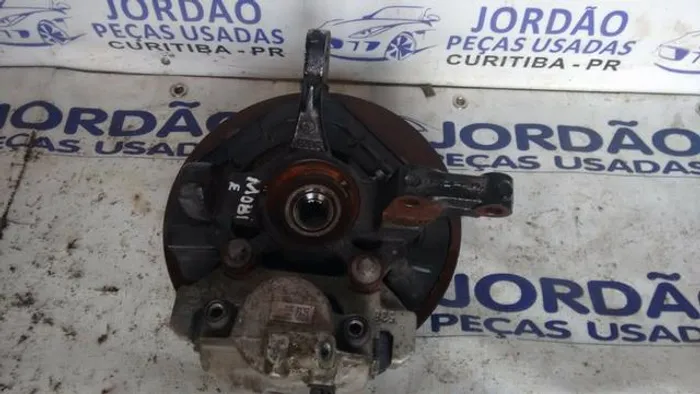 Disco de freio com montante Fiat mobi lado esquerdo