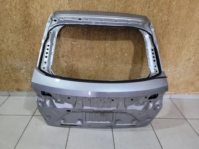 Tampa traseira HRV / HR-V 2023/2024/2025