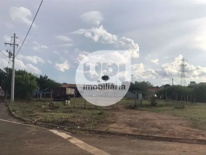 Área Comercial à venda, Residencial Serra Verde, Piracicaba - AR0086.