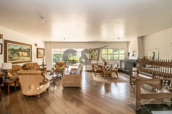 Casa de Vila - 3 Dormitórios (1 Suíte) à Venda no Jardim dos Estados - São Paulo/SP
