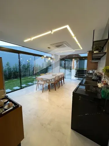 Casa Duplex no Condomínio Jardins Veneza, (Porteira Fechada) Interlagos, Vila Velha.