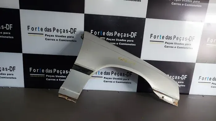 Paralama Lado Direito Do Kadett Monza Ipanema 