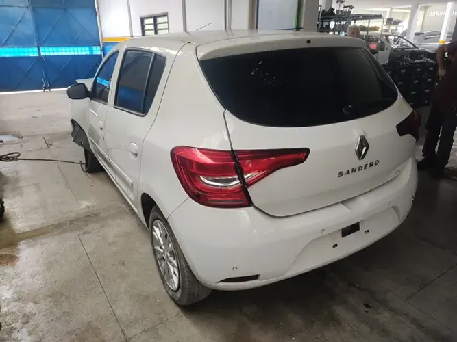 sucata Sandero 21