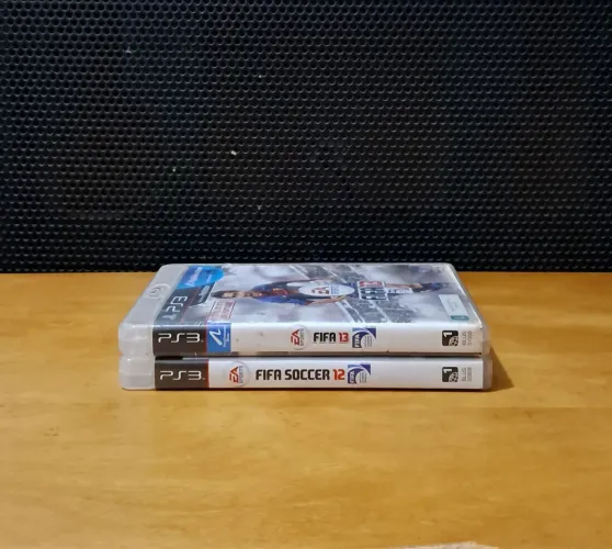 Kit com 2 jogos FIFA para Playstation 3 - originais 