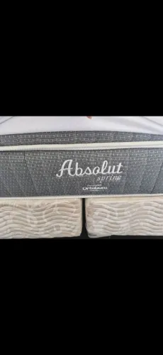 Cama Box king Size Ortobom Absolut Spring completa ( cabeceira e recamier baú capitonê)