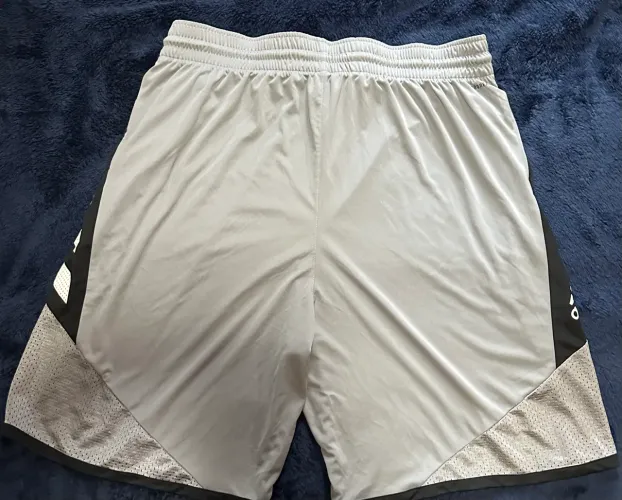 Bermuda Basquete ADIDAS Importada Original Tamanho 2XL