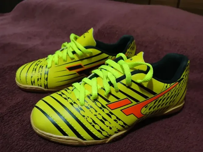 Chuteira futsal Finta neon - Num 30