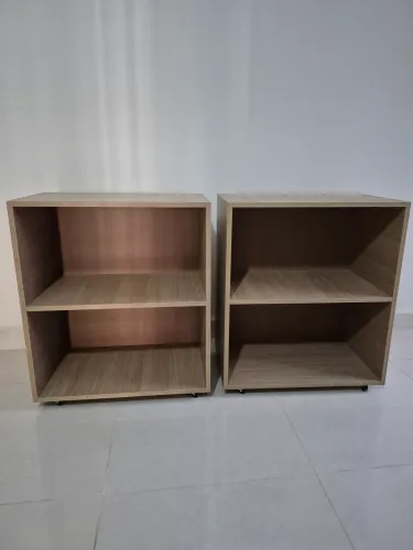 Mesa lateral ou de cabeceira 