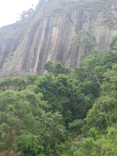 Terreno pedra vermelha